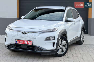 Внедорожник / Кроссовер Hyundai Kona 2020 в Ровно