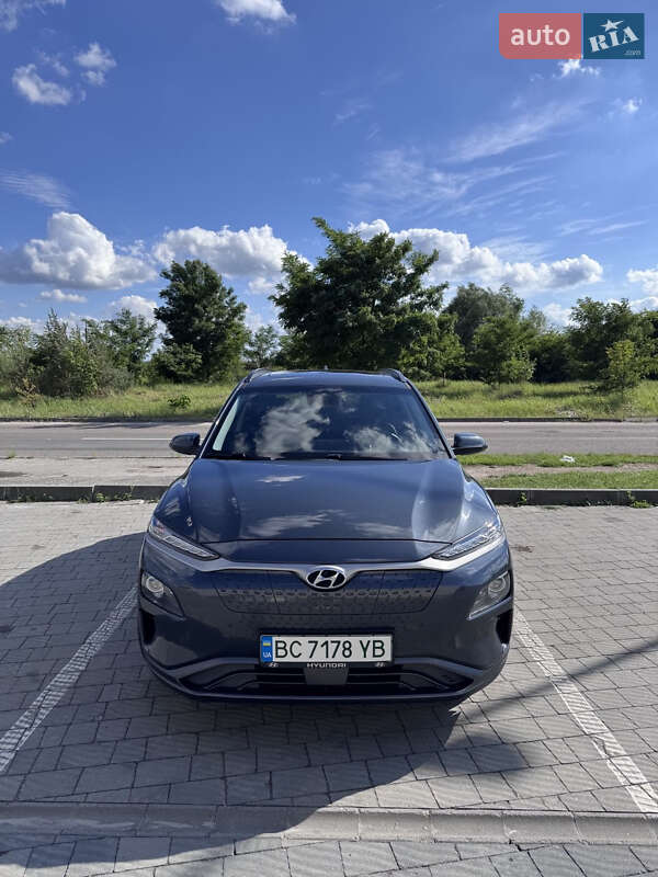Внедорожник / Кроссовер Hyundai Kona 2019 в Львове