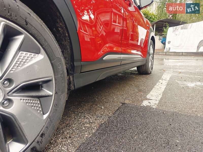 Внедорожник / Кроссовер Hyundai Kona 2021 в Виннице