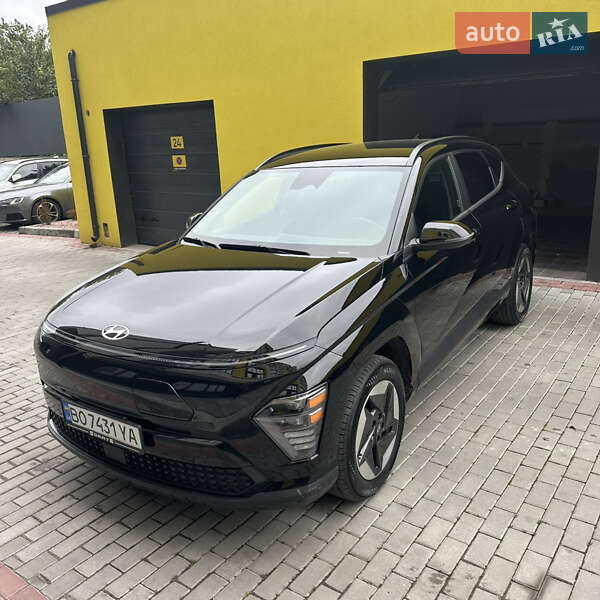 Внедорожник / Кроссовер Hyundai Kona 2023 в Тернополе