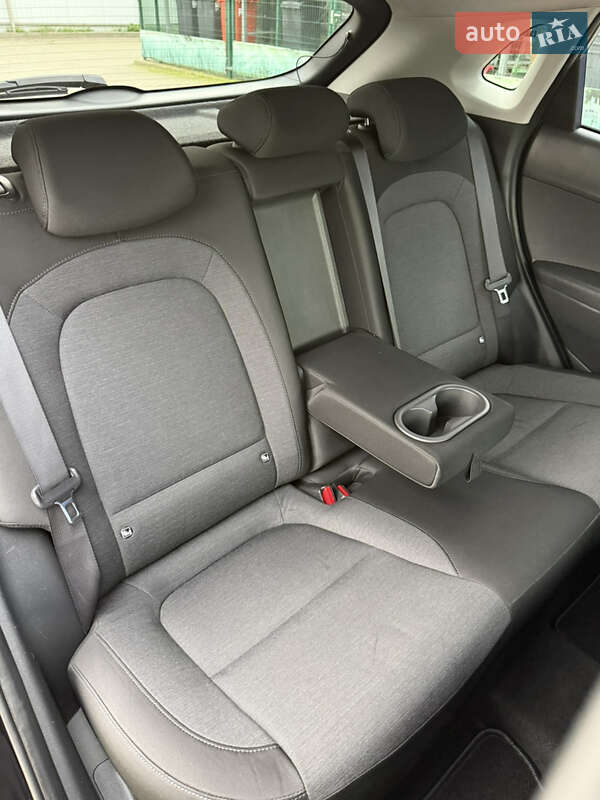 Внедорожник / Кроссовер Hyundai Kona 2022 в Дубно