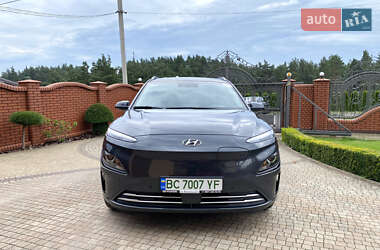Позашляховик / Кросовер Hyundai Kona 2022 в 