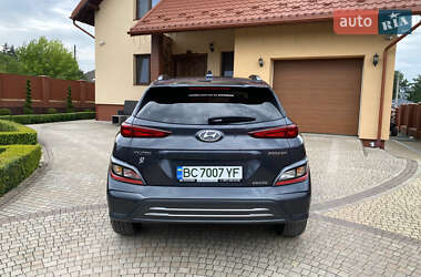 Позашляховик / Кросовер Hyundai Kona 2022 в 