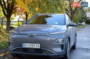 Позашляховик / Кросовер Hyundai Kona 2019 в Києві