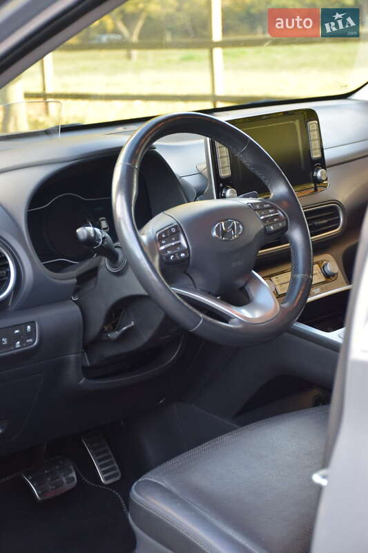 Позашляховик / Кросовер Hyundai Kona 2019 в Києві фото 16 Позашляховик / Кросовер Hyundai Kona 2019 в Києві
