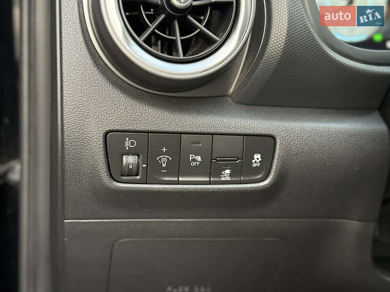 Позашляховик / Кросовер Hyundai Kona 2021 в Тернополі