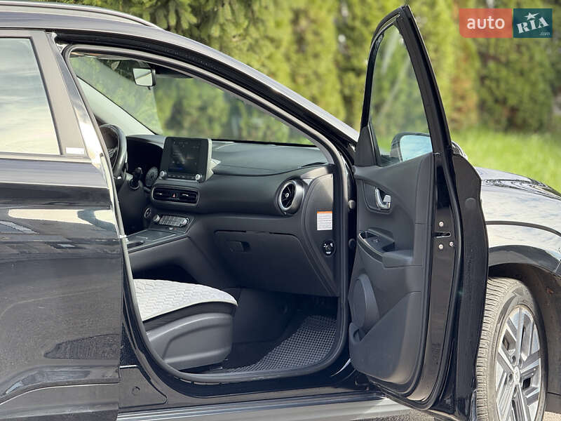 Позашляховик / Кросовер Hyundai Kona 2021 в Тернополі