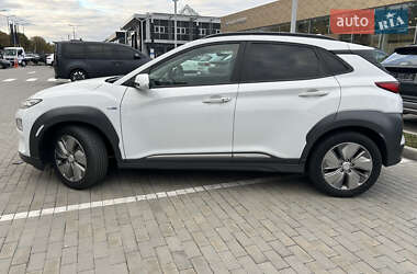 Внедорожник / Кроссовер Hyundai Kona 2020 в 