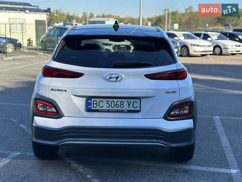 Внедорожник / Кроссовер Hyundai Kona 2021 в Львове