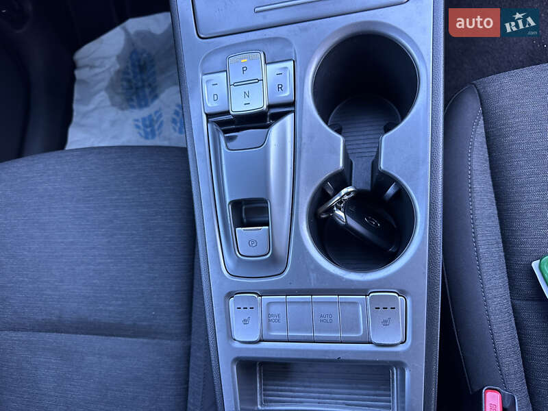 Внедорожник / Кроссовер Hyundai Kona 2021 в Львове