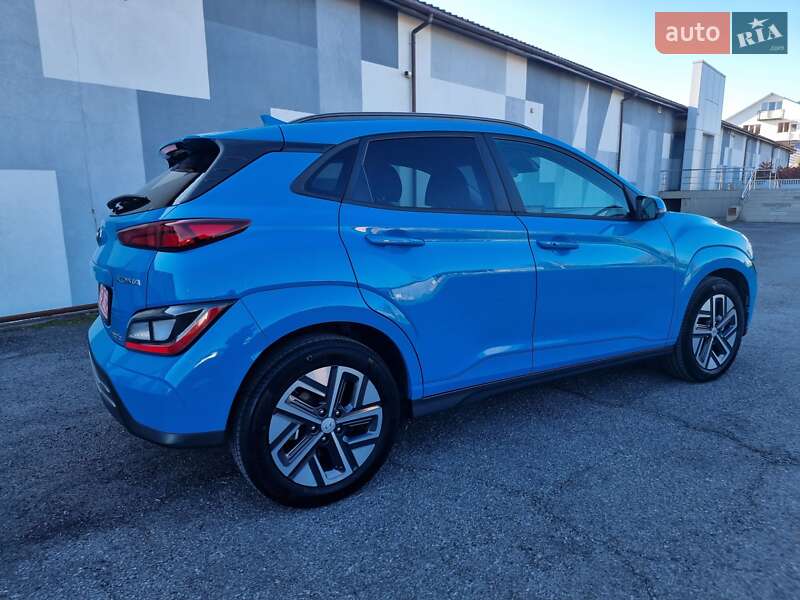 Внедорожник / Кроссовер Hyundai Kona 2022 в Виннице