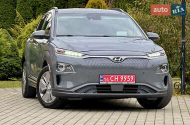 Внедорожник / Кроссовер Hyundai Kona 2020 в 