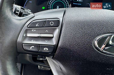 Внедорожник / Кроссовер Hyundai Kona 2020 в 