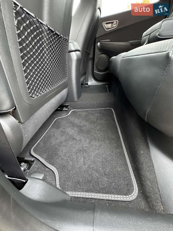 Внедорожник / Кроссовер Hyundai Kona 2020 в Самборе