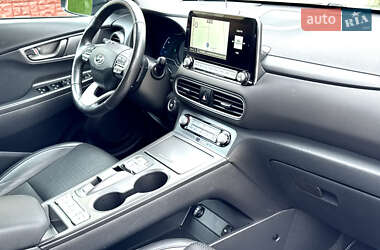 Внедорожник / Кроссовер Hyundai Kona 2020 в 