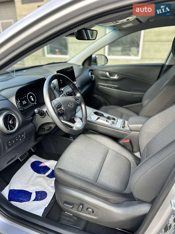 Позашляховик / Кросовер Hyundai Kona 2023 в Коломиї