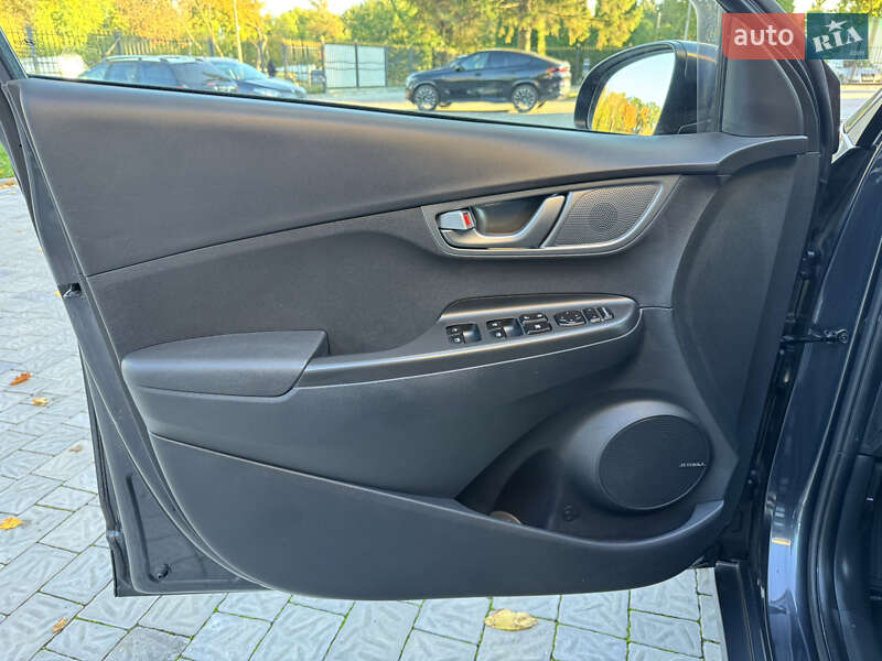 Внедорожник / Кроссовер Hyundai Kona 2020 в Ровно