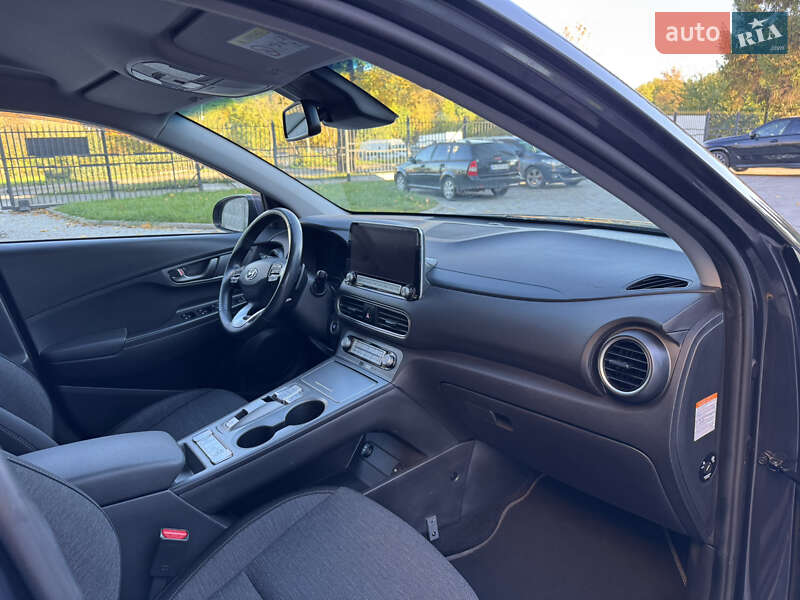 Внедорожник / Кроссовер Hyundai Kona 2020 в Ровно