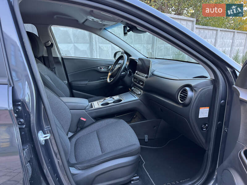 Внедорожник / Кроссовер Hyundai Kona 2020 в Ровно