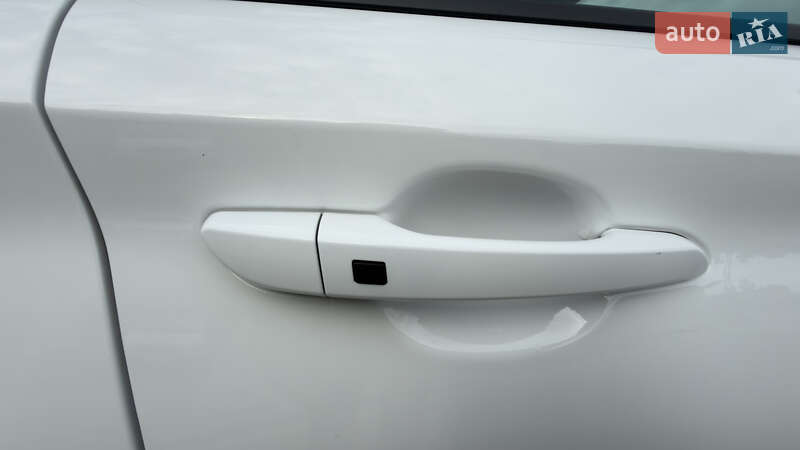 Внедорожник / Кроссовер Hyundai Kona 2022 в Хусте