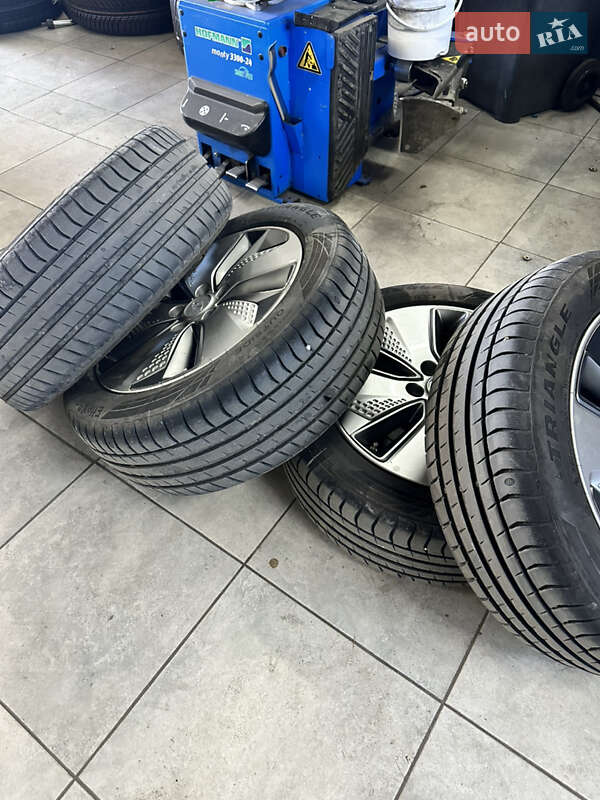 Внедорожник / Кроссовер Hyundai Kona 2018 в Хмельницком