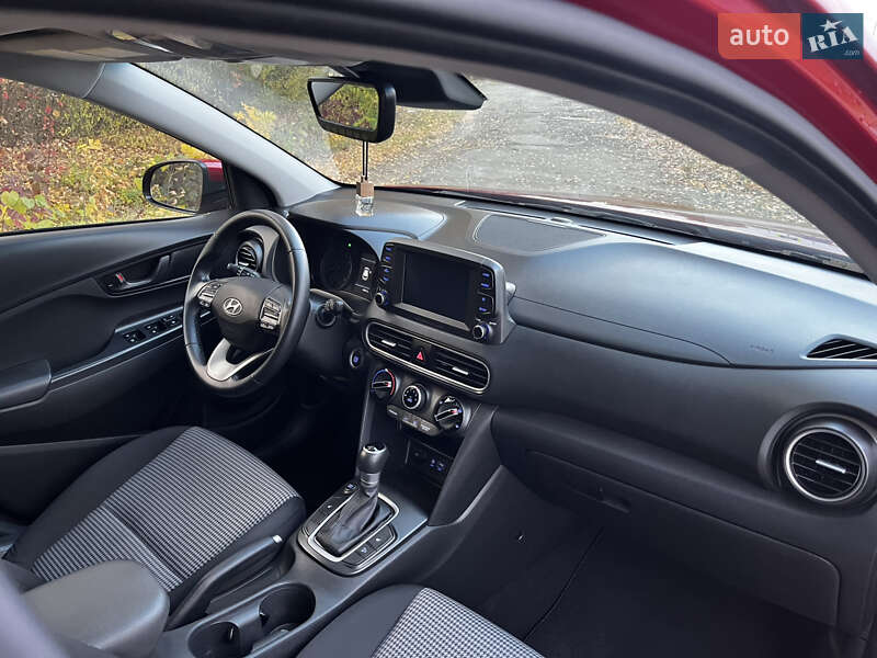 Внедорожник / Кроссовер Hyundai Kona 2019 в Самборе