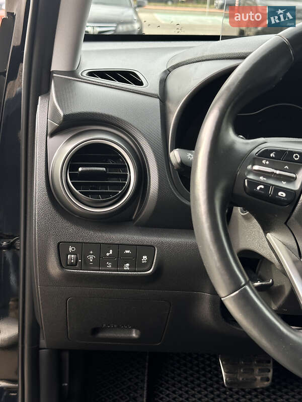 Внедорожник / Кроссовер Hyundai Kona 2020 в Одессе