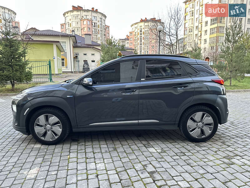 Позашляховик / Кросовер Hyundai Kona 2020 в Івано-Франківську