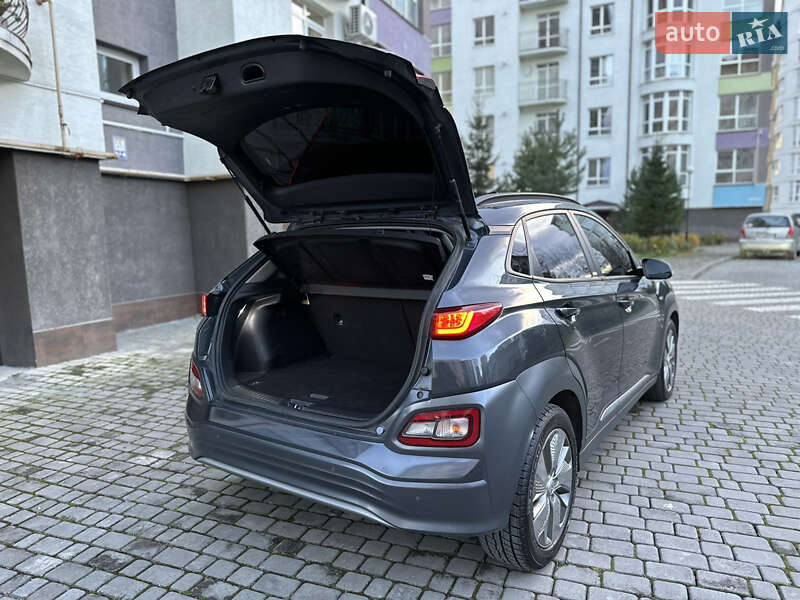 Позашляховик / Кросовер Hyundai Kona 2020 в Івано-Франківську