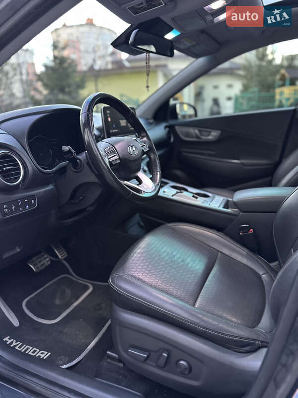 Позашляховик / Кросовер Hyundai Kona 2020 в Івано-Франківську