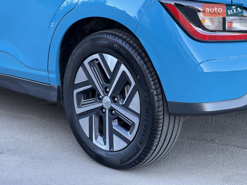 Позашляховик / Кросовер Hyundai Kona 2022 в Тернополі