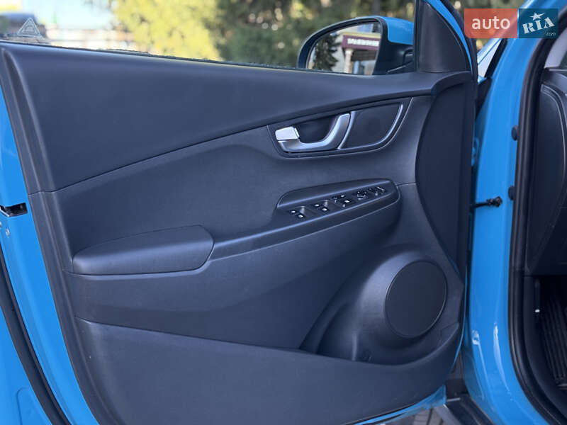 Позашляховик / Кросовер Hyundai Kona 2022 в Тернополі