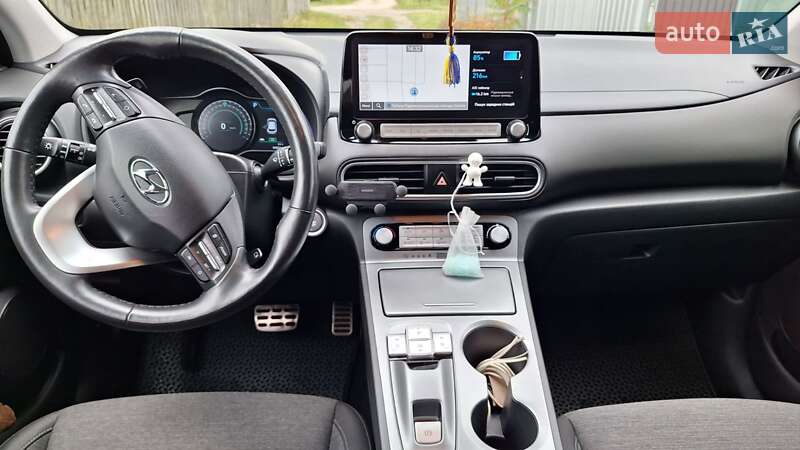 Внедорожник / Кроссовер Hyundai Kona 2020 в Радомышле