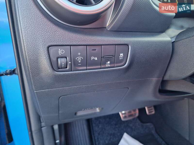 Внедорожник / Кроссовер Hyundai Kona 2021 в Виннице