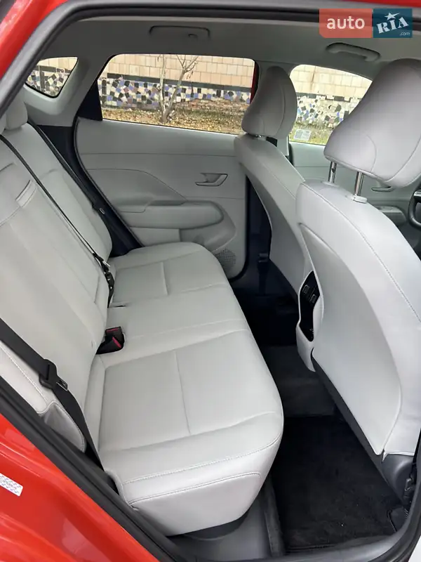 Hyundai Kona 2023 VIN KM8HCCAB7RU090146 фото оголошення 12 з 45