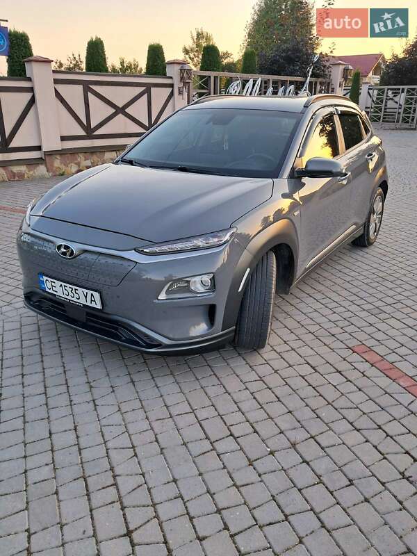 Внедорожник / Кроссовер Hyundai Kona 2020 в Черновцах