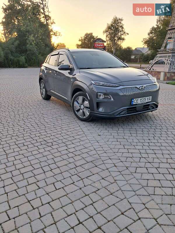 Внедорожник / Кроссовер Hyundai Kona 2020 в Черновцах
