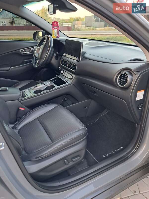 Внедорожник / Кроссовер Hyundai Kona 2020 в Черновцах