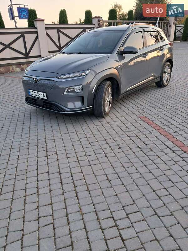 Внедорожник / Кроссовер Hyundai Kona 2020 в Черновцах