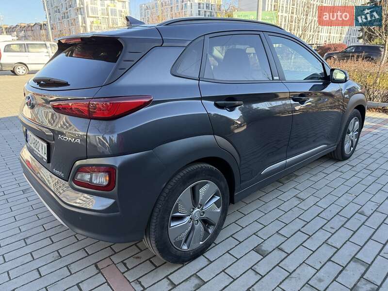 Позашляховик / Кросовер Hyundai Kona 2020 в Ужгороді