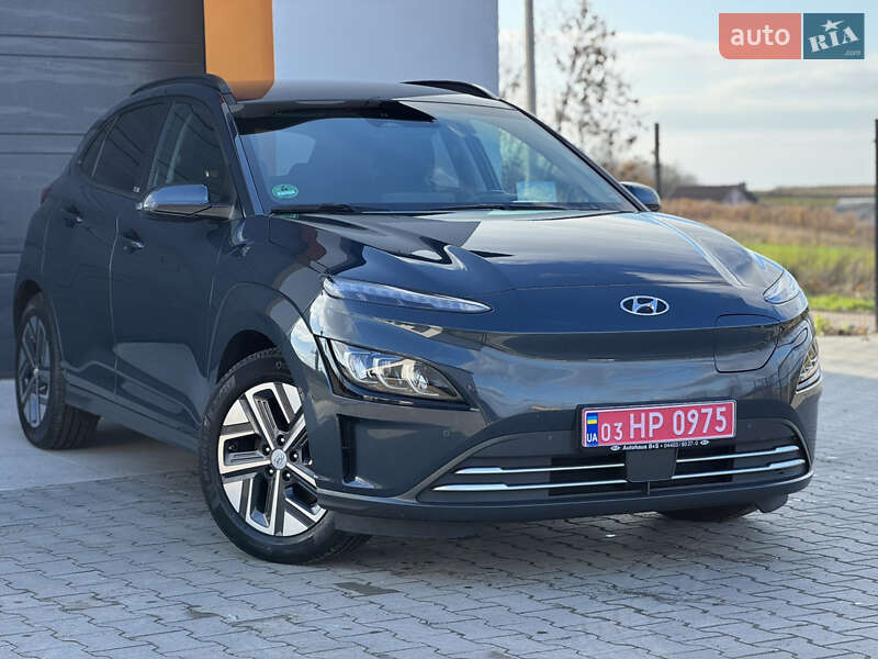Внедорожник / Кроссовер Hyundai Kona 2022 в Ровно