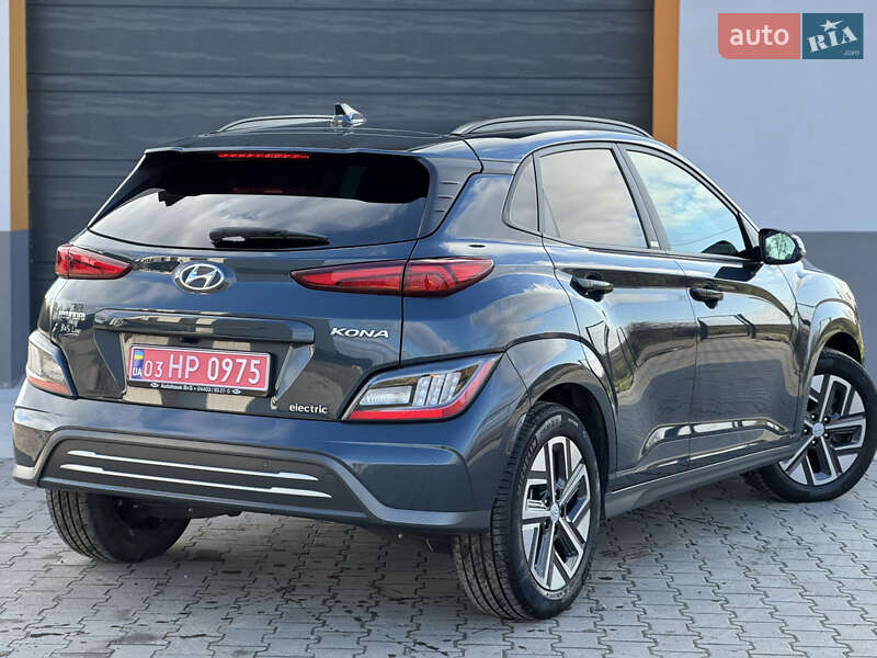 Внедорожник / Кроссовер Hyundai Kona 2022 в Ровно