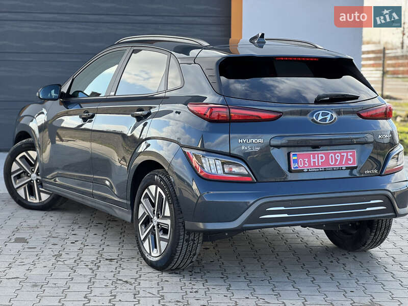 Внедорожник / Кроссовер Hyundai Kona 2022 в Ровно