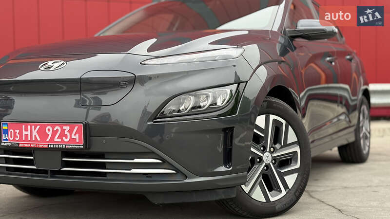 Внедорожник / Кроссовер Hyundai Kona 2021 в Киеве