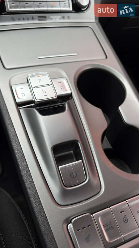 Внедорожник / Кроссовер Hyundai Kona 2021 в Киеве