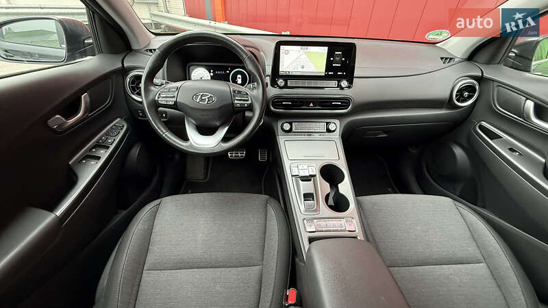 Внедорожник / Кроссовер Hyundai Kona 2021 в Киеве