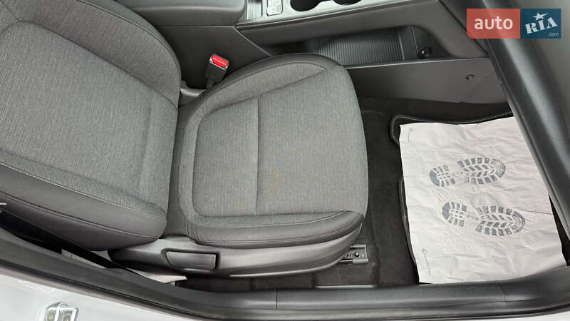 Внедорожник / Кроссовер Hyundai Kona 2020 в Киеве