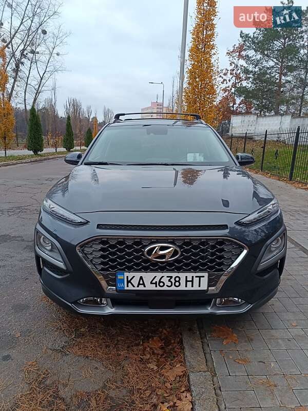Внедорожник / Кроссовер Hyundai Kona 2020 в Киеве