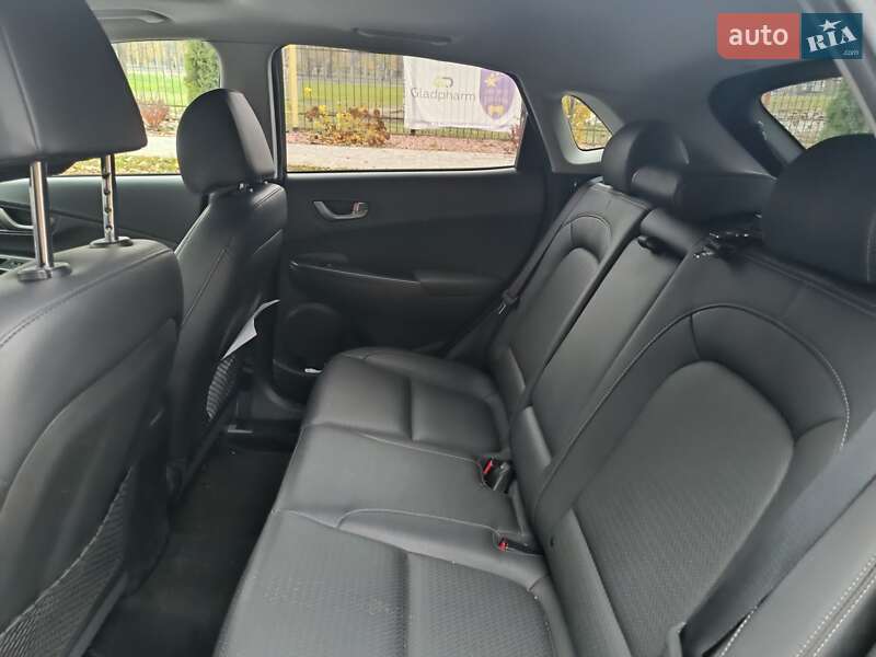 Внедорожник / Кроссовер Hyundai Kona 2020 в Киеве