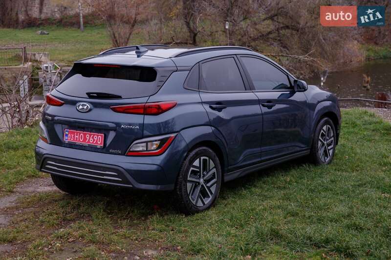 Внедорожник / Кроссовер Hyundai Kona 2023 в Бердичеве